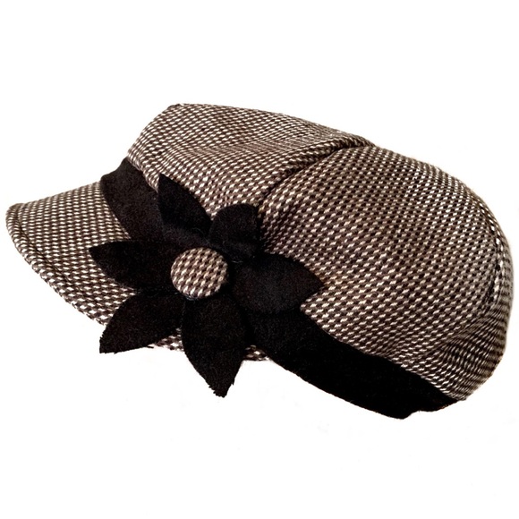 Charming Charlie Accessories - Tweed Newsboy Hat With Black Flower